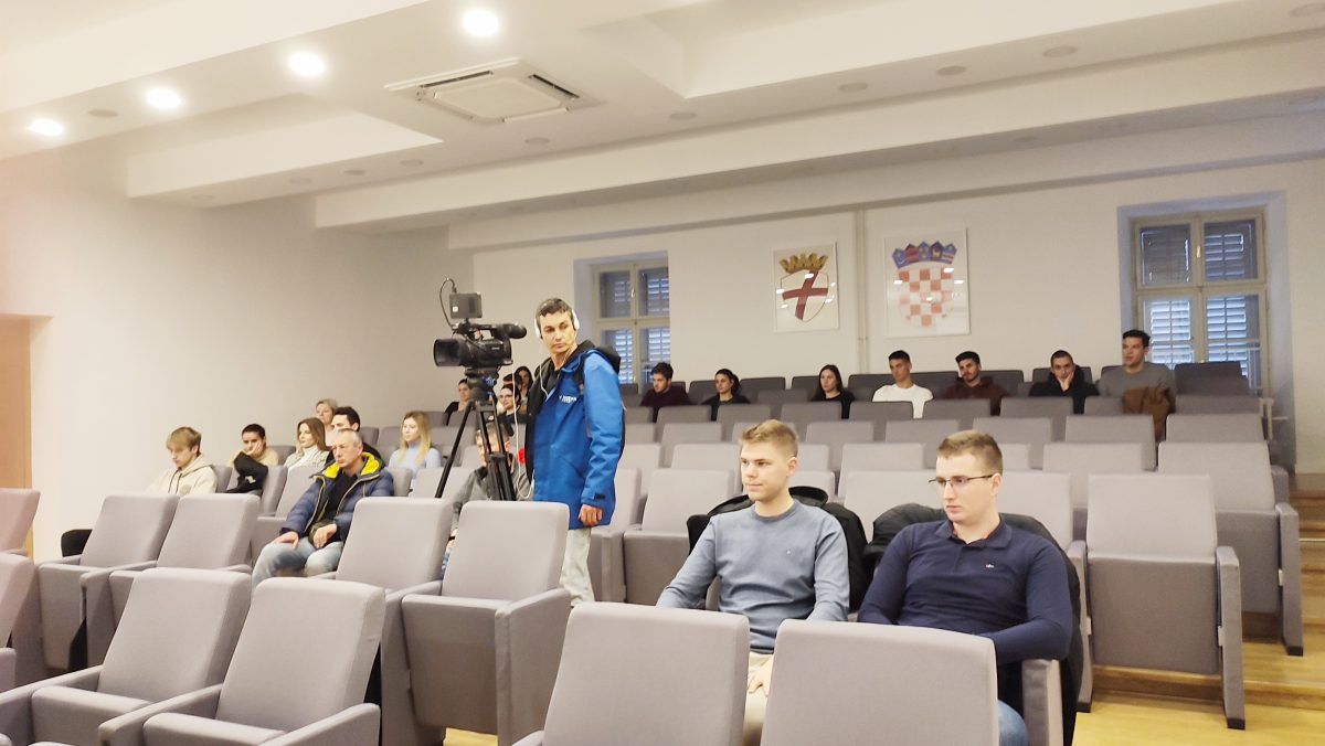 Grad Rovinj izdvaja preko 1,6 milijuna kuna za stipendije