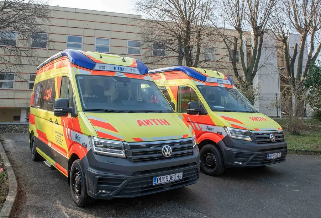 Istarska županija nabavila dva ambulantna vozila za Hitnu u Umagu i Poreču