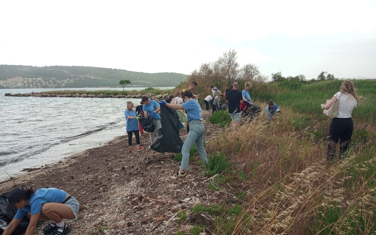 Volonteri s plaže u ornitološkom rezervatu kod Trogira uklonili 180 kg otpada
