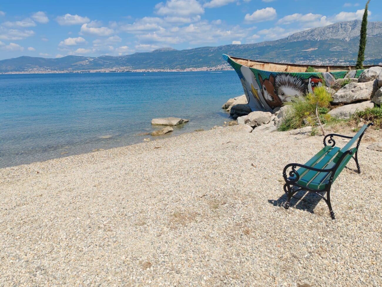 Poznata splitska plaža podno Marjana iznenadila posjetitelje novim izgledom