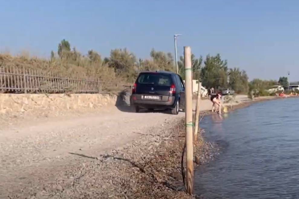 PLAŽA PISAK Udruga Seline: "Državni nadzor napokon je potvrdio nezakonito postupanje Općine Starigrad"