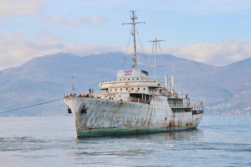 POTPISAN UGOVOR Skulptura Etiopski partizan, Jovanka, Haile Selassie i Tito bit će postavljena na brodu Galeb