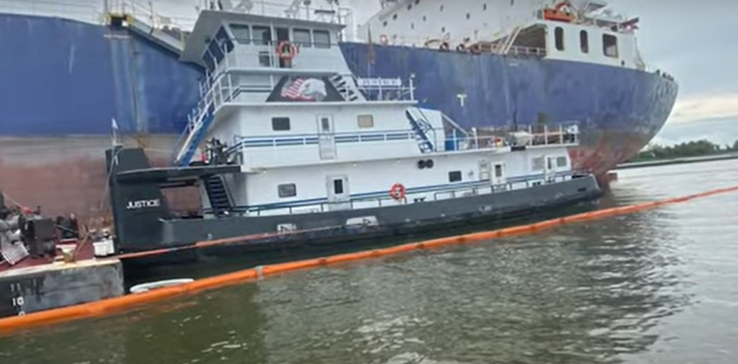 S Hafnia tankera u rijeku Mississippi izlilo se gotovo 8 tisuća litara goriva