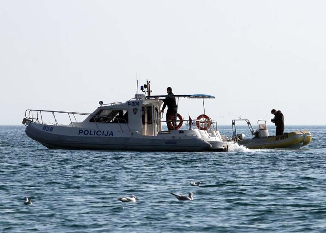 Bjegunac kod Krka plivajući pokušao umaknuti policiji