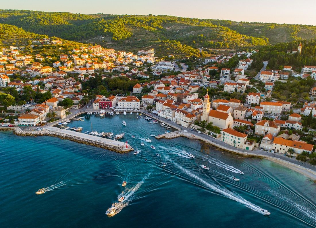 Šetnjom kroz Sutivan otkrijte priču iza 200 godina starih zavjetnih brodova