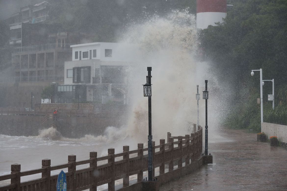 Tajfun Muifa pogodio Kinu, više od milijun evakuiranih