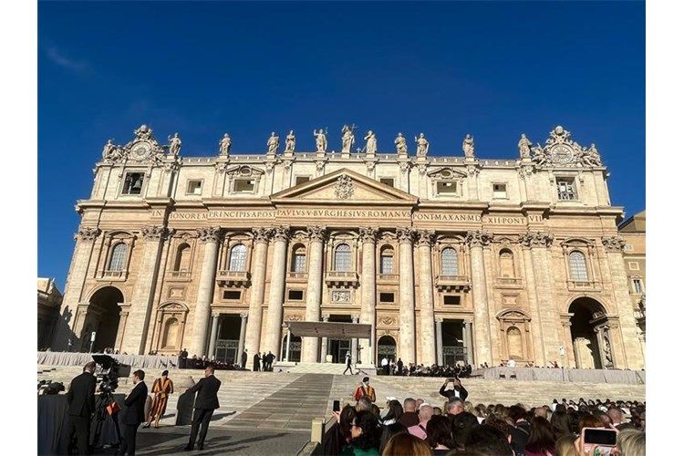 Audijenciji s papom Franjom prisustvovali i hrvatski vatrogasci