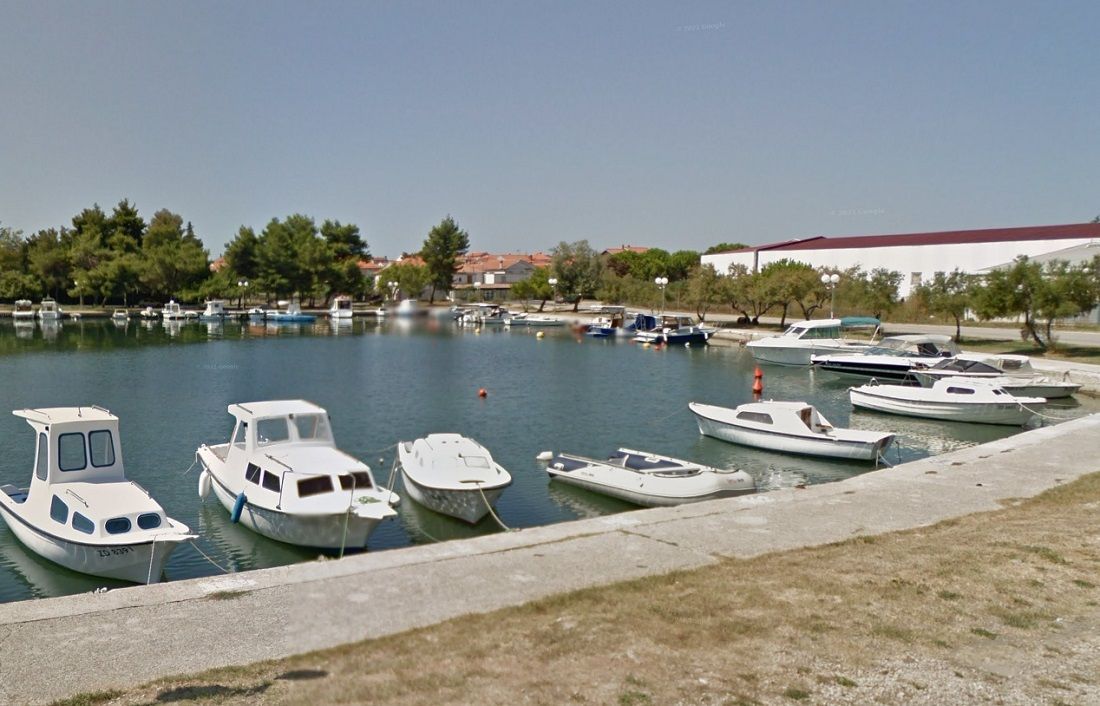 Zadar muku muči s komunalnim vezovima, svi čekaju rješenje u uvali Bregdetti