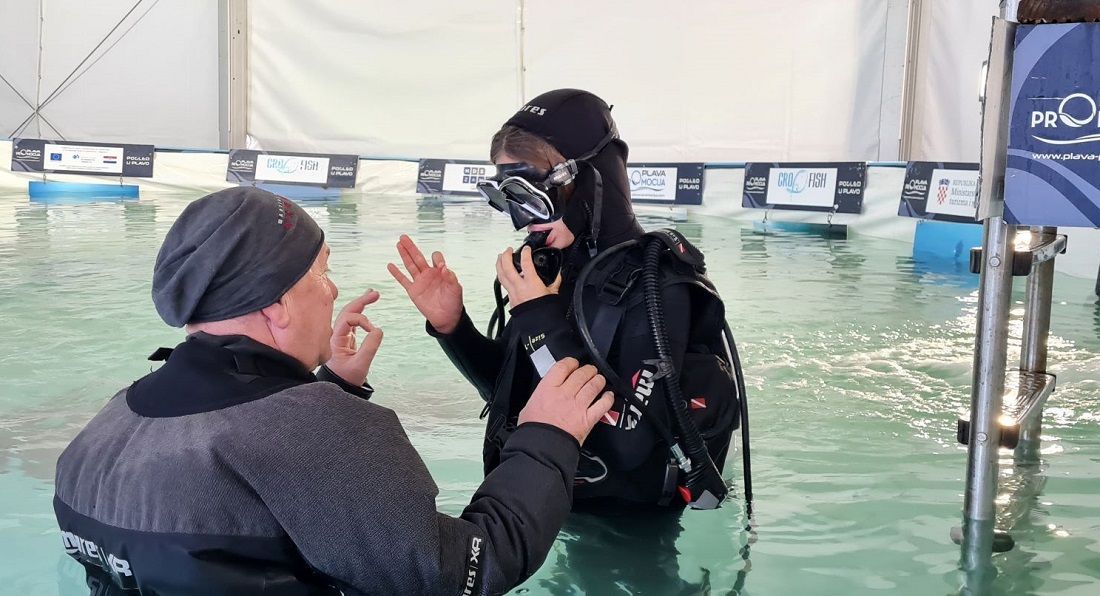 FOTO Ronilačka atrakcija na Crofish sajmu