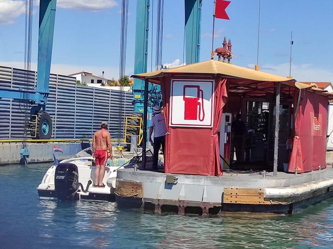 U utorak se, nakon 14 dana, opet mijenjaju cijene goriva