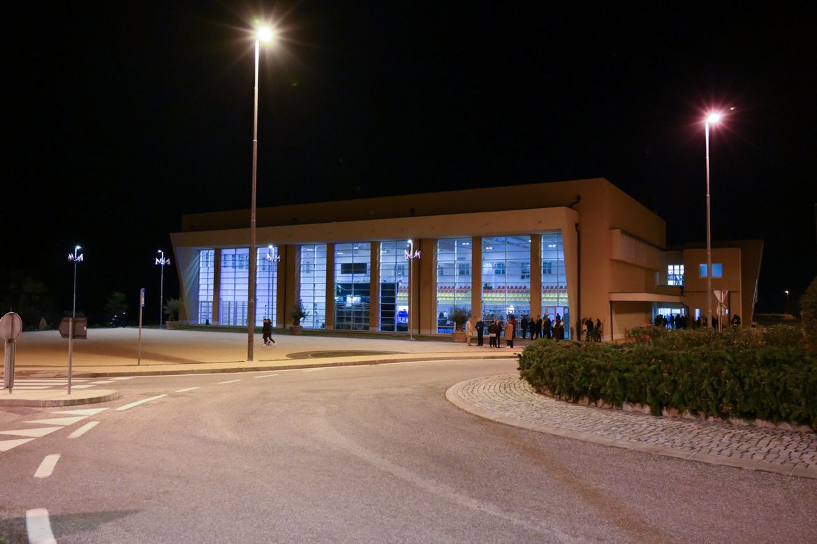 Plenković: Impresivna sportska dvorana u Loparu značajan je doprinos kvaliteti života otočana