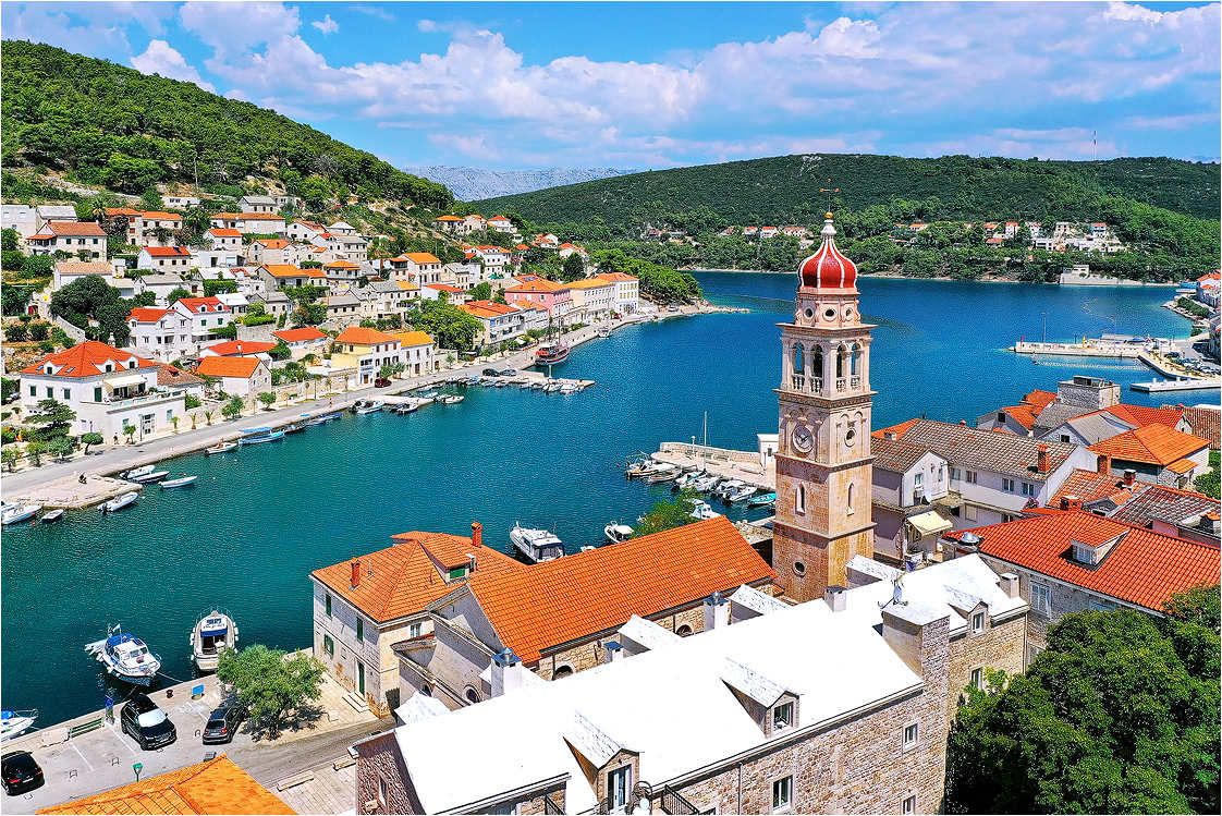 Bračka općina sve starije građane od 65 godina dariva poklon bonom