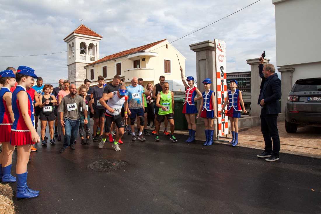 Zbog najavljene kiše odgođen jedinstveni sportski događaj kod Zadra koji spaja atletiku i biciklizam