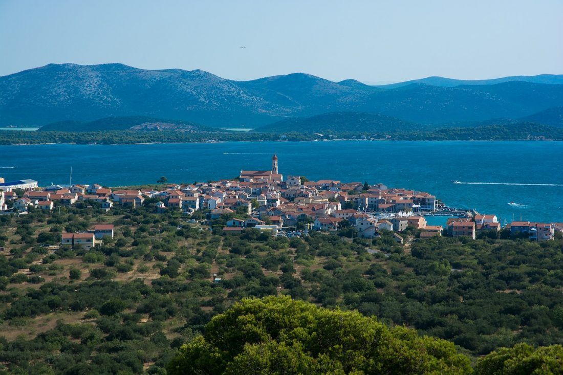 Trojac u murterskom hotelu napravio račun od 37 tisuća kuna kojeg nisu platili