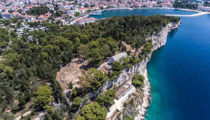 Sporazum Grada Makarske sa Sveučilištem u Zadru ubrzat će popis pokretnih arheoloških nalaza na Sv. Petru