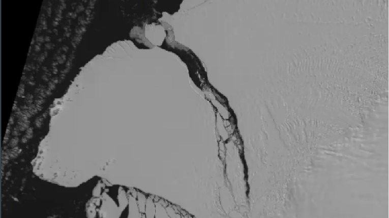 FOTO Satelit snimio odlomljeni ledenjak s Antarktike, površine 4 najveća hrvatska otoka zajedno