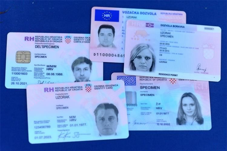 Nikad duži redovi za dokumente