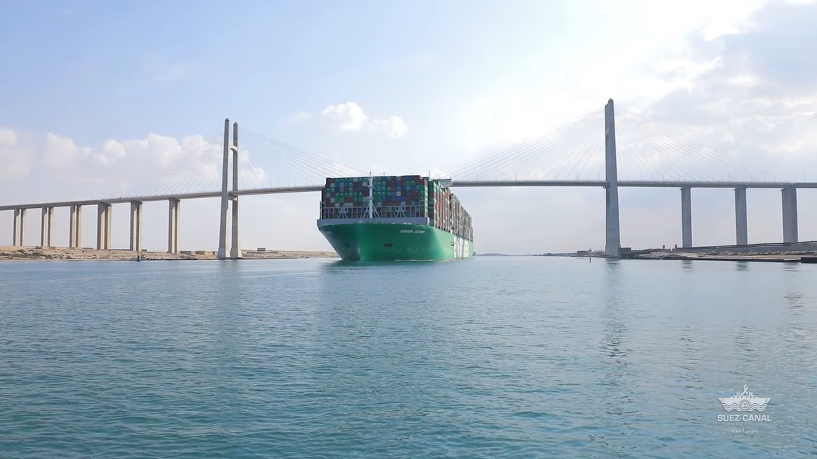 VIDEO Kroz Sueski kanal prošao najveći kontejnerski brod ikad