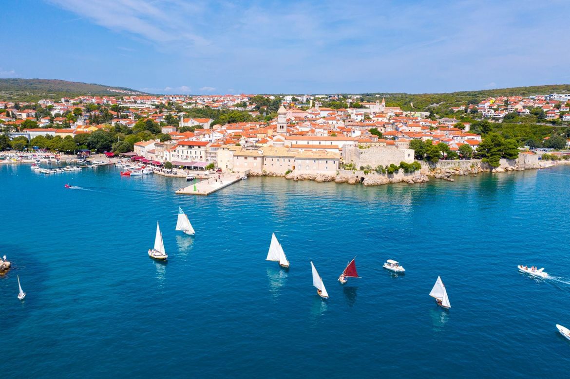 Kako uspješno kormilariti uzburkanim poslovnim vodama uz snažan osobni brend