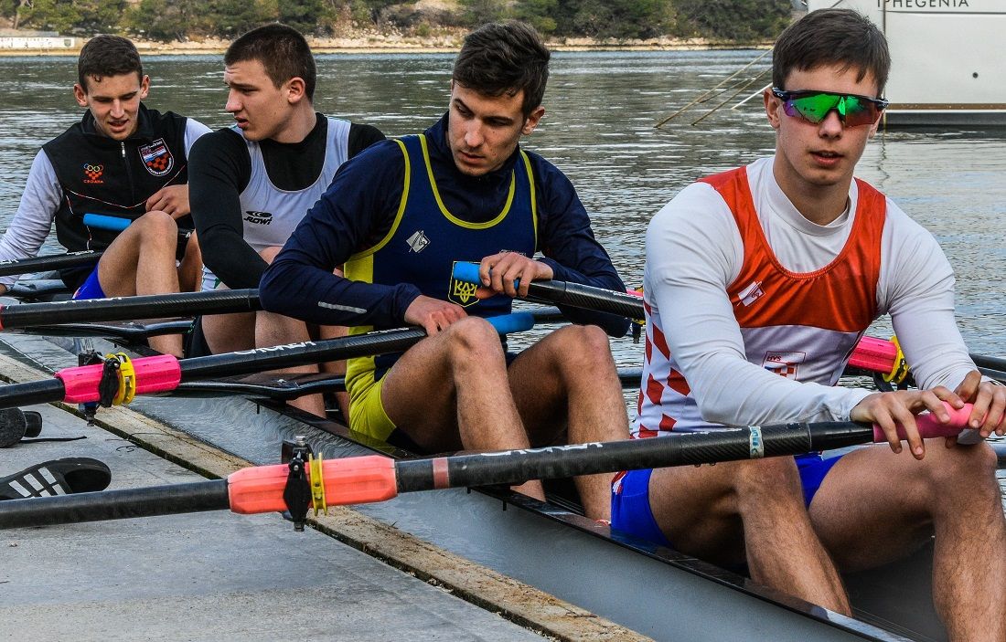 Pripreme mladih veslačica i veslača u Zatonu i Skradinu