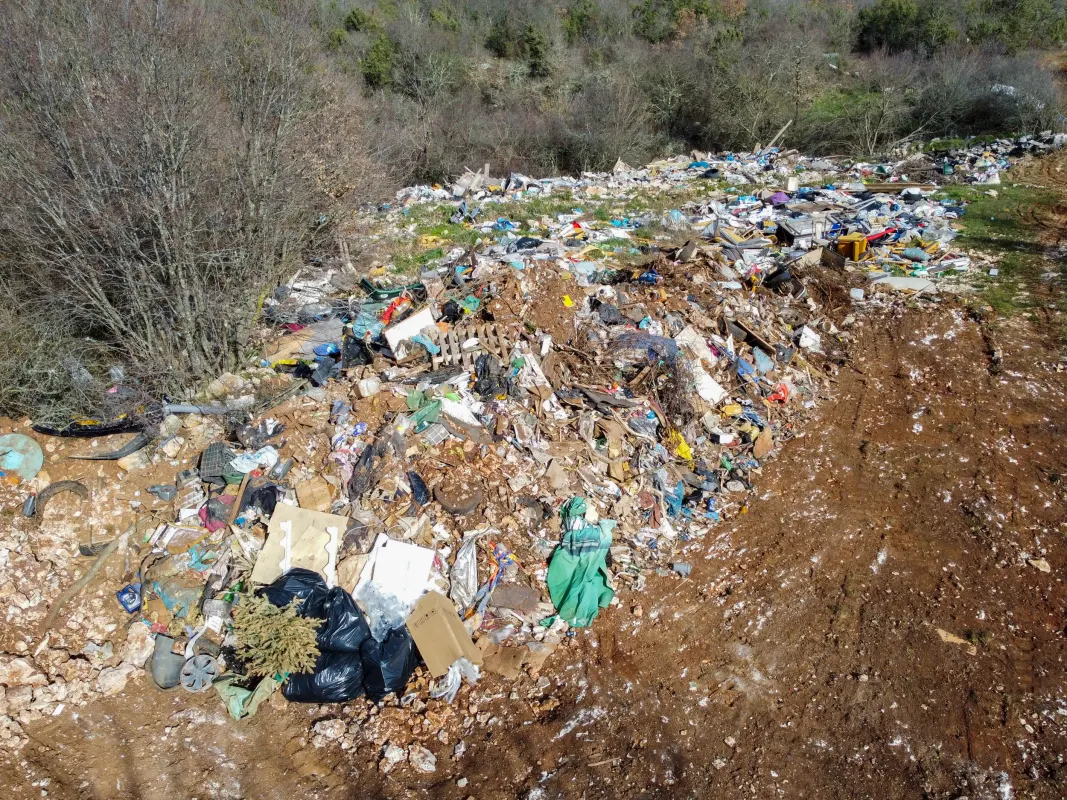 Bale kreću u obračun s divljim odlagateljima - Pripazite, snimat će vas kamere!
