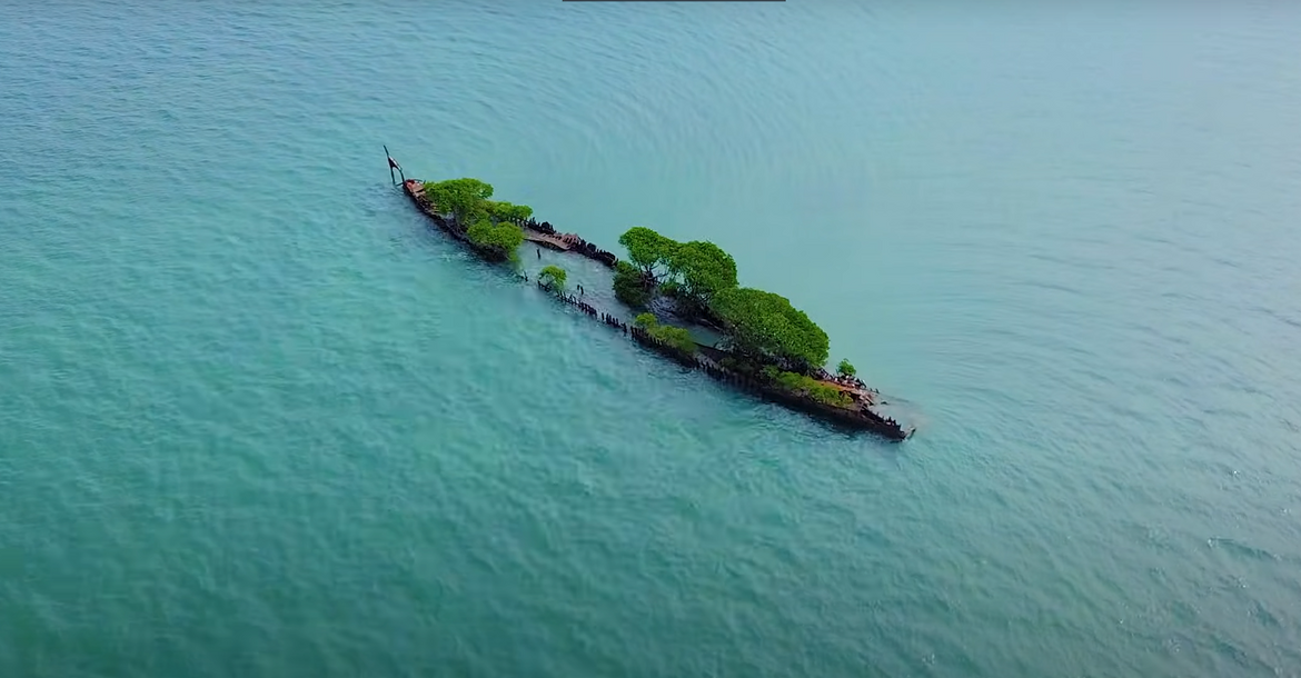 VIDEO Parobrod iz 19. stoljeća postao otok