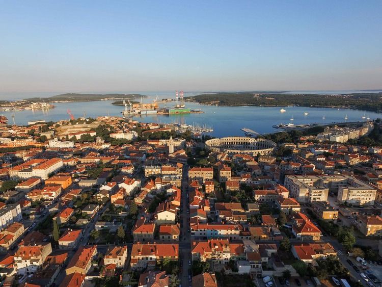 Moguće rješenje za ribare u Vargaroli: sportski korisnici u sportsku luku kod cementare, a ribari u buduću luku Zonka