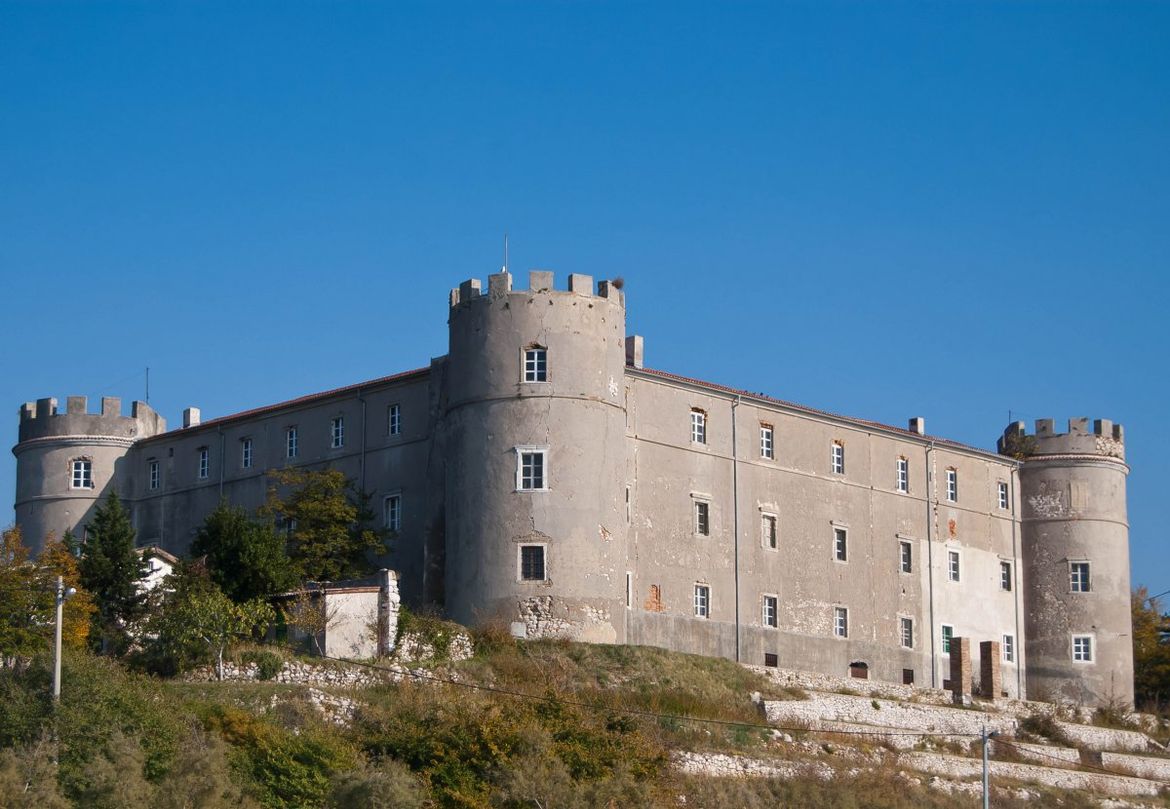 U poznatom dvorcu niče muzej brodogradilišne povijesti Kraljevice