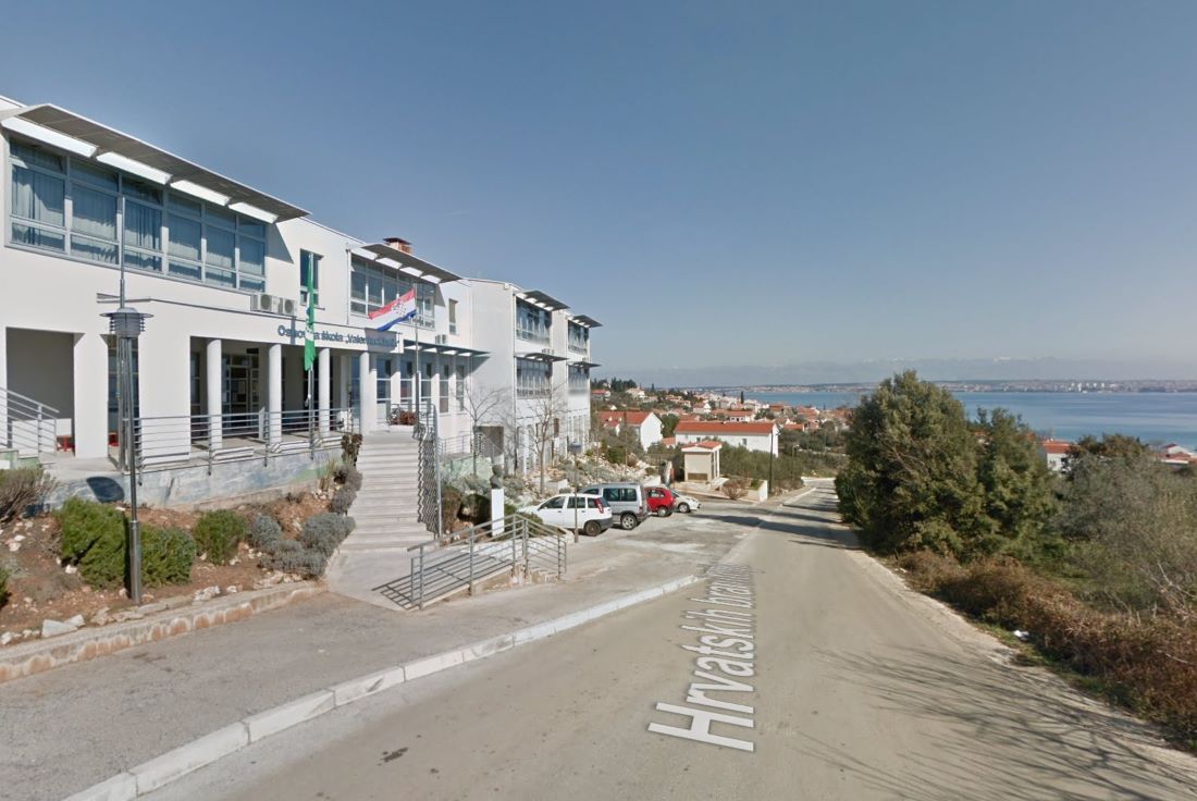 Uhvaćena četvorka koja je po otoku Ugljanu krala računala