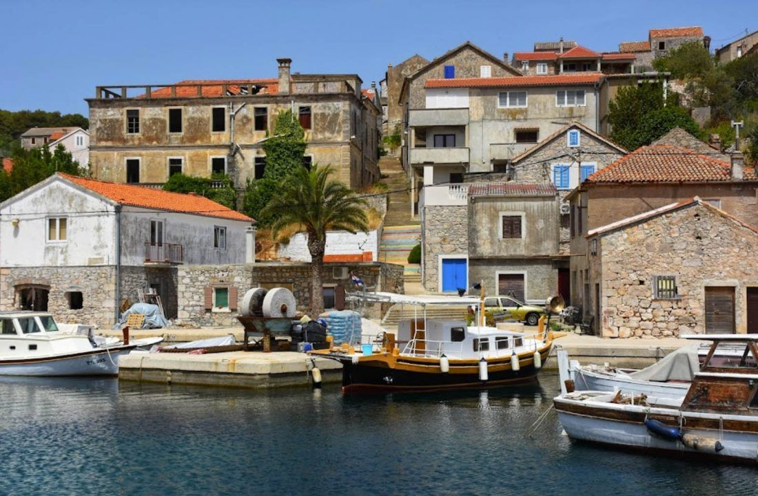 Za staru školu u Malom Ižu Grad Zadar traži manje od milijun kuna