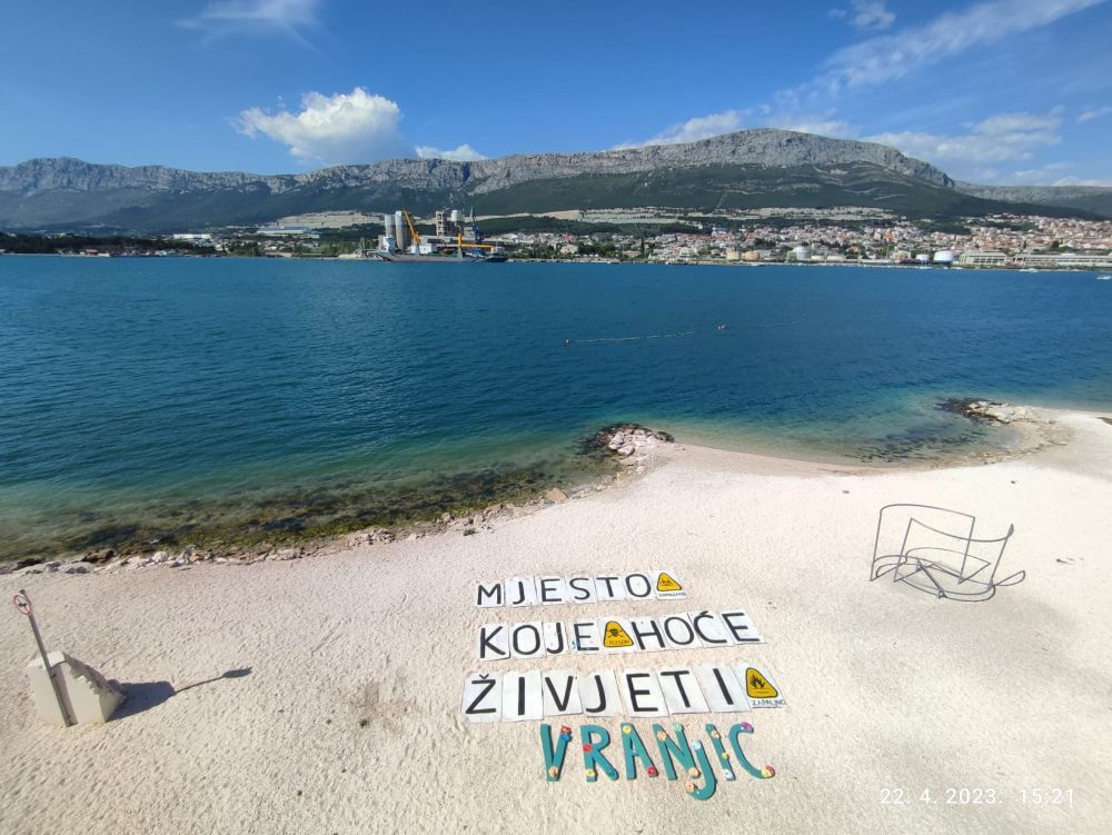 Vranjičani upozorili: "'Šaljemo pozdrav iz Vranjica, prekrasnog mjesta s deponijem azbesta'"