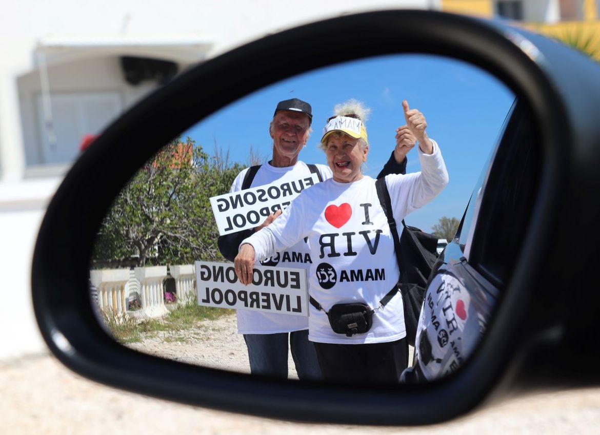 MAMA ŠČ! Virski Barišići idu autostopom do Liverpoola bodriti Let 3!