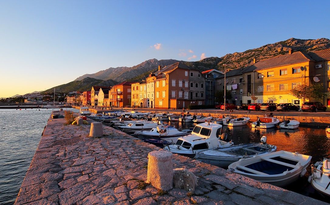 Ugovoreni radovi održavanja luka u Karlobagu i Barić Dragi vrijedni 850.000 eura