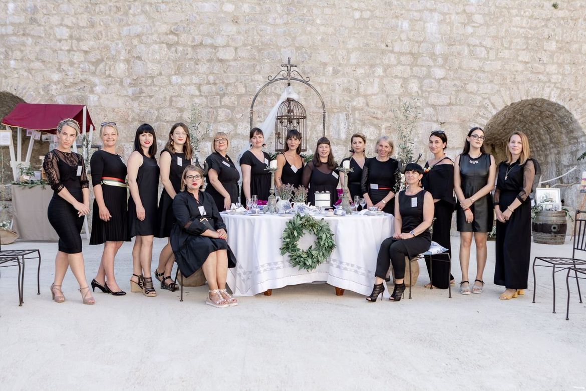 BOJA JE ZLATNA Manifestacija koju pripremaju 'Žene za otok'