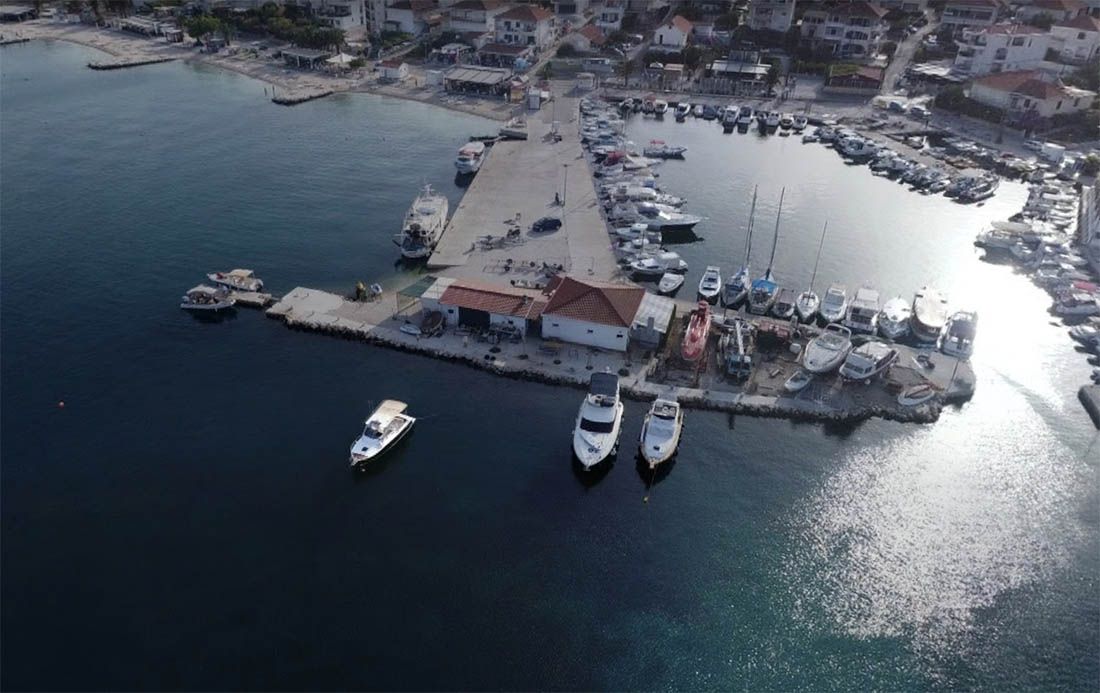 POBUNA NA JADRANU Kaići zapeli u raljama birokracije