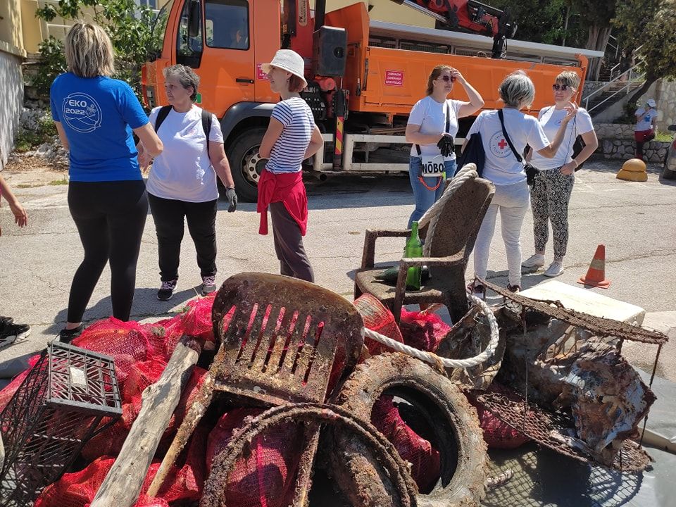MOREMO BRINUTI O MORU Ekološka akcija u rabačkom akvatoriju