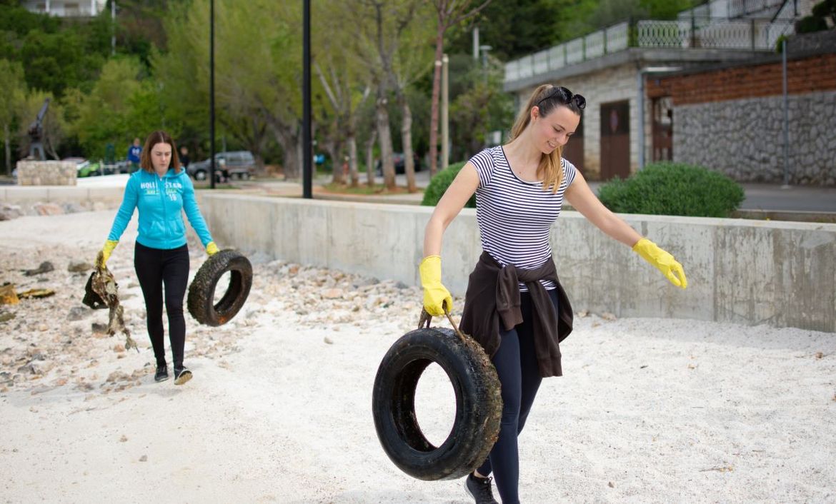 Četvrta ekološka akcija čišćenja podmorja u Jadranovu
