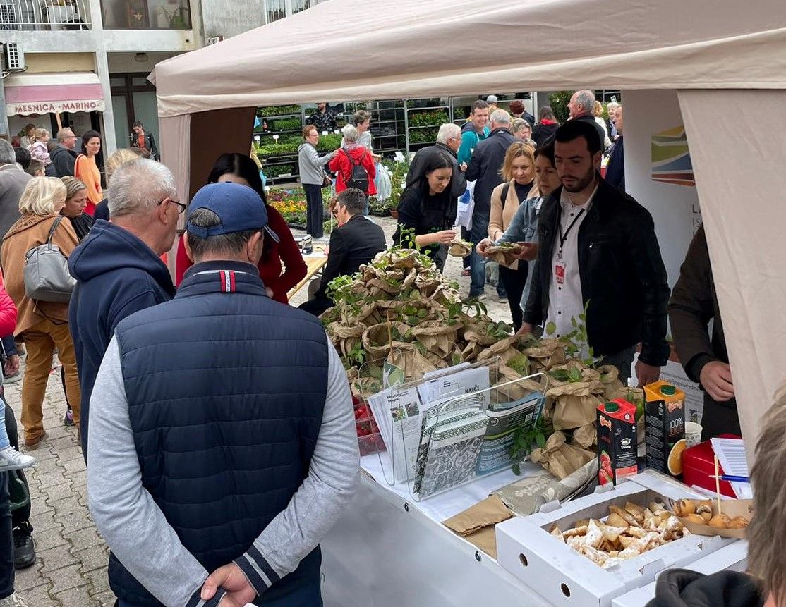 FOTO Na Festivalu cvijeća promoviran i projekt 'Za Labin bez plastike'