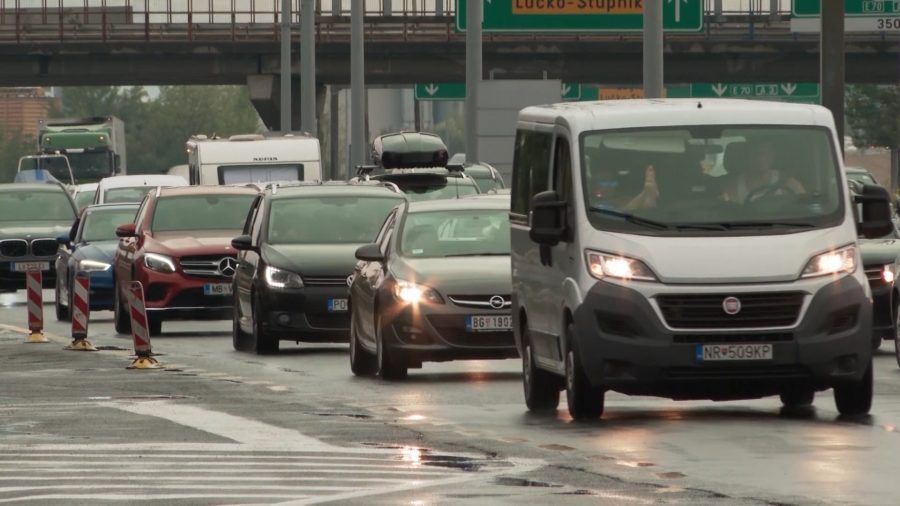 Brojne ceste zatvorene zbog vode i odrona, provjerite stanje prije kretanja na put