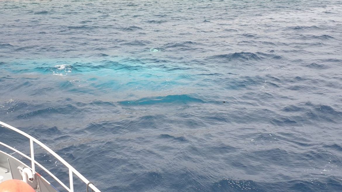 Ministarstvo mora o potonuloj koćarici: "Poduzete mjere za sprječavanje onečišćenja i vađenje podrtine"