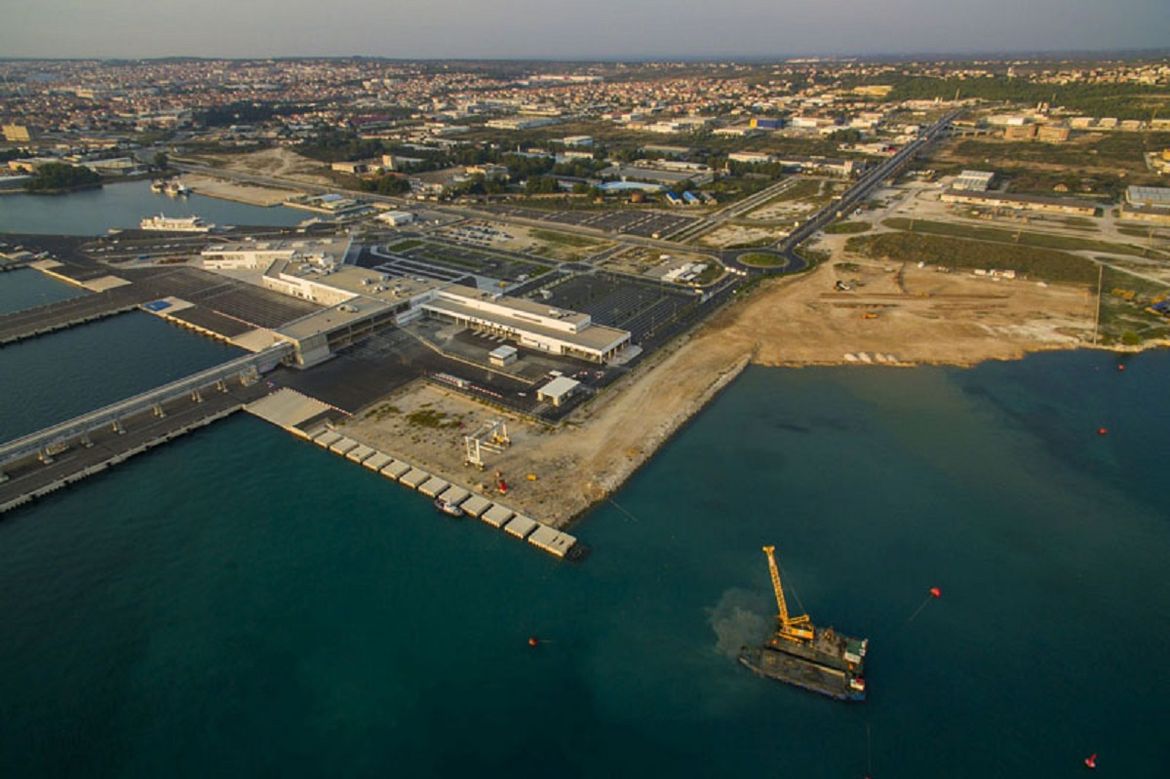 Zadarska lučka uprava produbljuje morsko dno za buduće i postojeće koncesionare