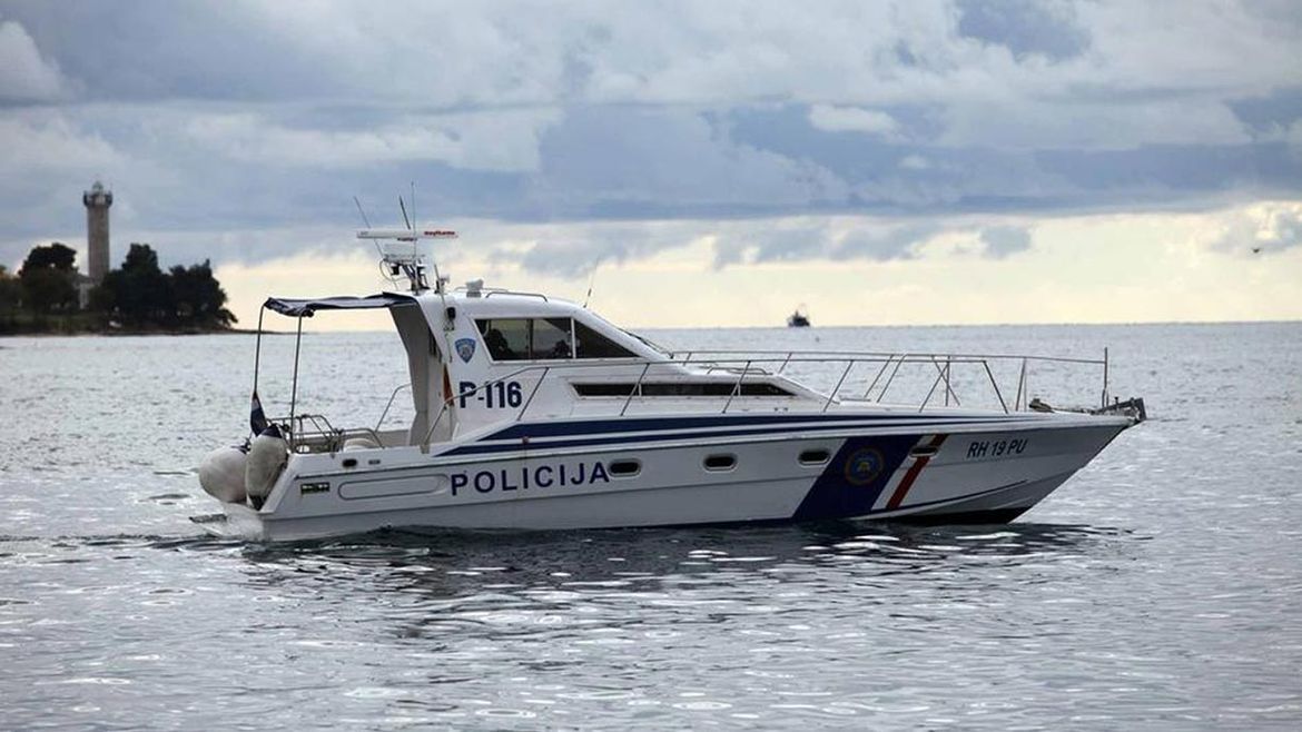 Traganje za dvojicom nestalih ribara bez rezultata, akcija se nastavlja ujutro