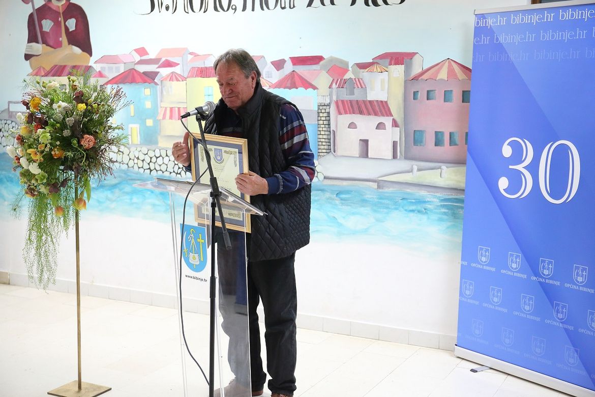 Općina Bibinje proslavila 30. rođendan - Nagrada za životno djelo pjesniku Anti Sikiriću!