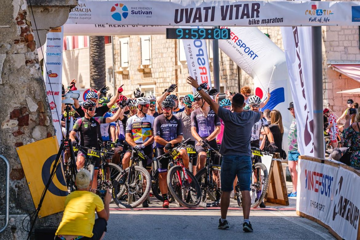 U Sutivanu održano jubilarno šesto izdanje trodnevne biciklističke fešte