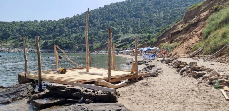 Tko je dozvolio radove na lopudskoj plaži?