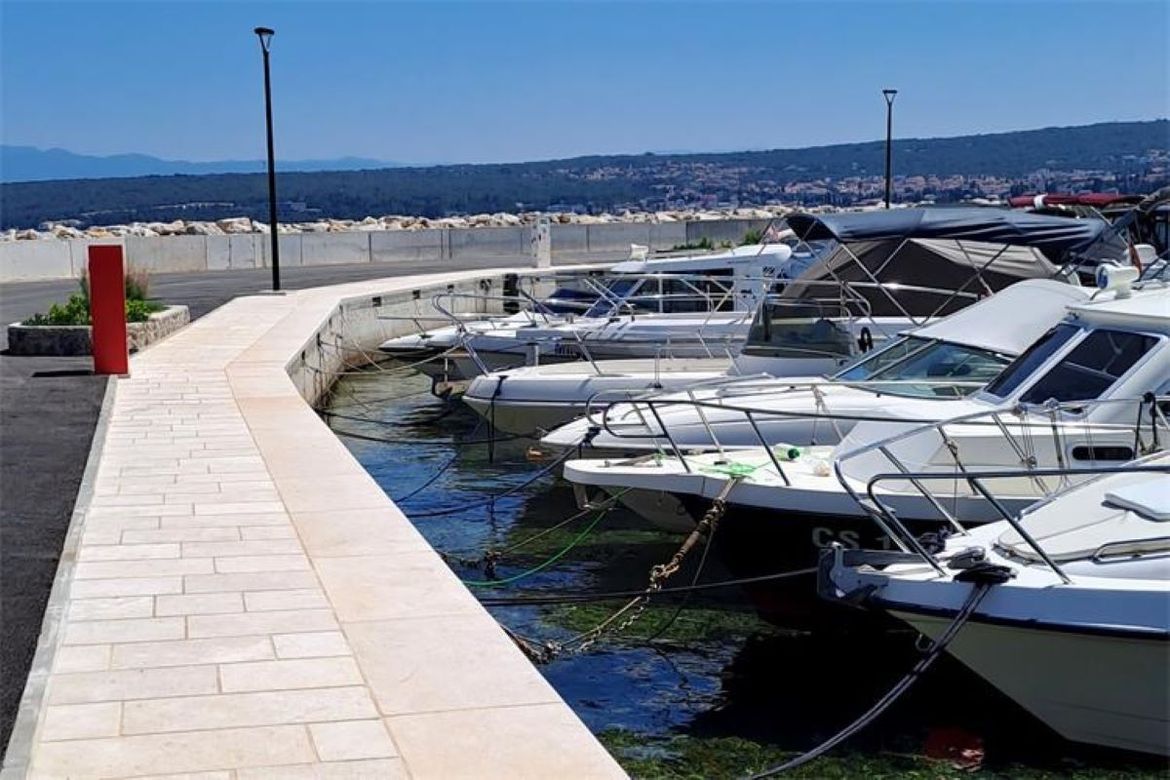 Otvorena rekonstruirana luka Porat u Malinskoj