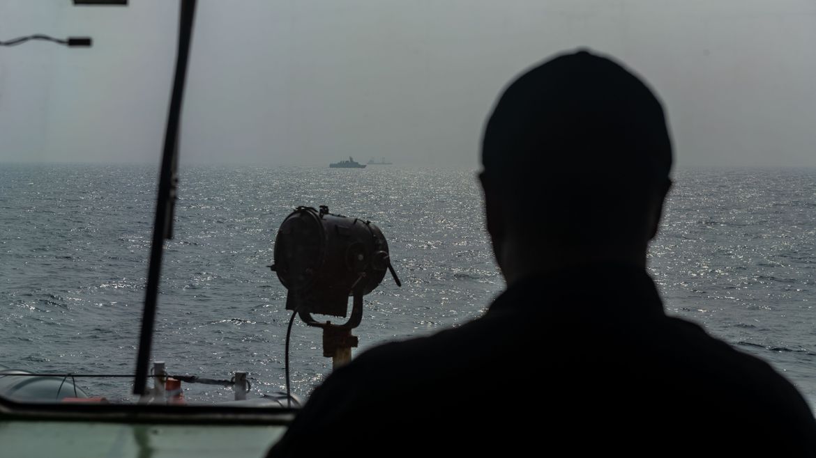 U Tajvanskom tjesnacu, mornarice SAD-a i Kanade izvode rijetku zajedničku misiju