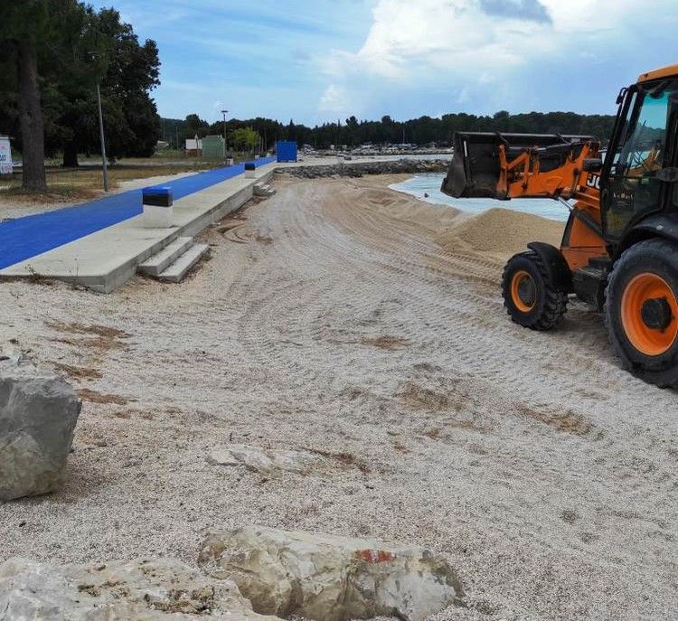 Jedna od najatraktivnijih pulskih plaža priprema se za kupališnu sezonu
