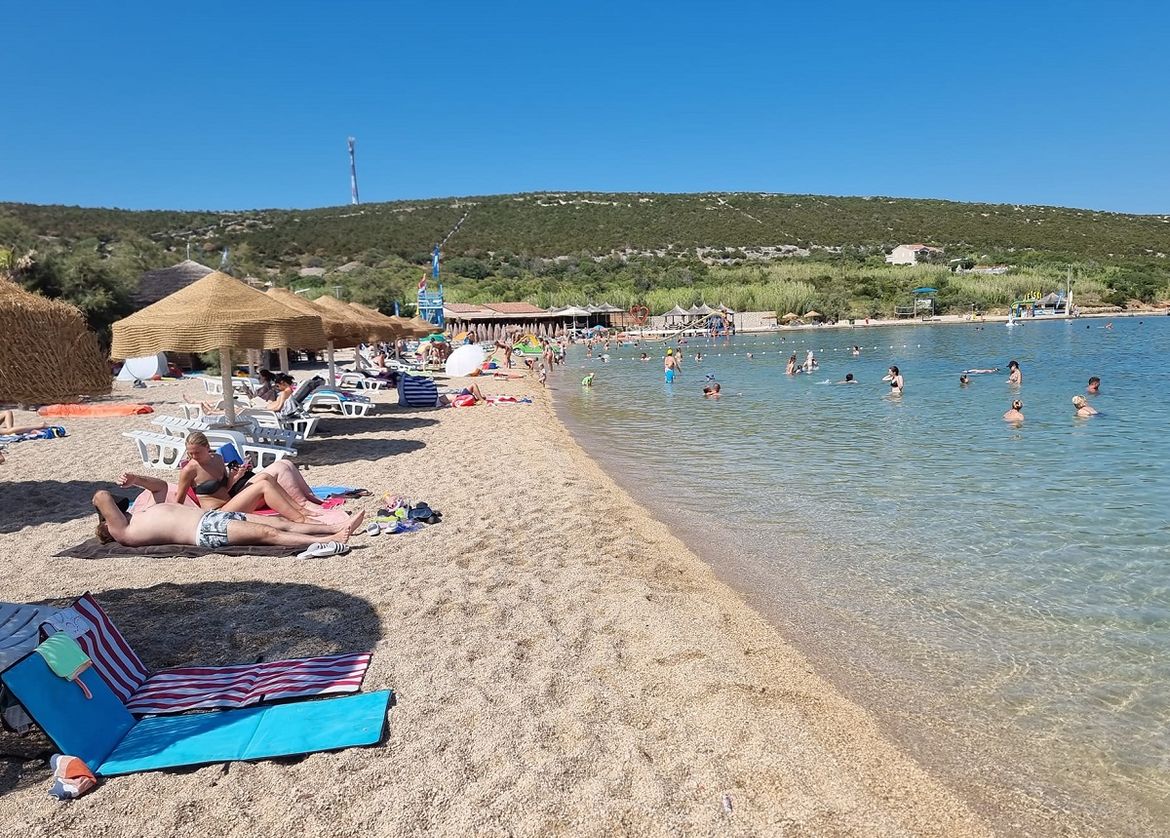 KAZNE DO 150 EURA Na ovoj dalmatinskoj plaži dobro pročitajte pravila ponašanja!