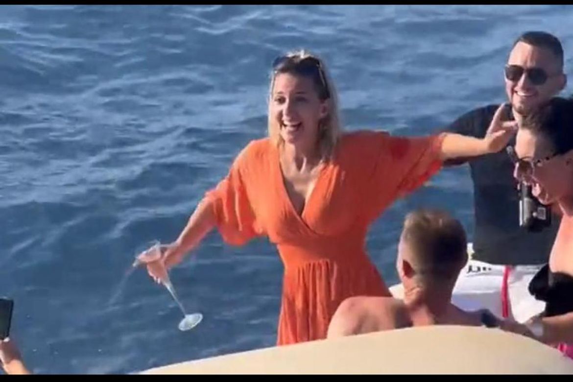 Prva prosidba u povijesti održavanja Mrduje - Rekla je DA!